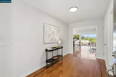 723 Navaronne Way, Concord, CA 94518 - Photo 7