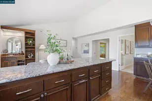 723 Navaronne Way, Concord, CA 94518 - Photo 17