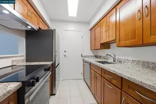 1069 Mohr Ln, Concord, CA 94518 - Photo 9