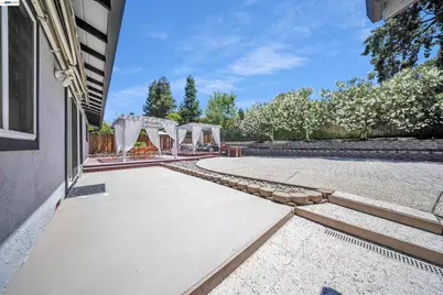 781 Angela St, Pleasanton, CA 94566 - Photo 61