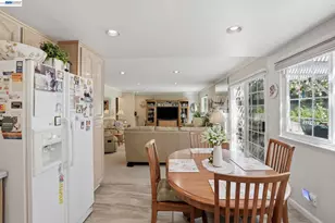 2229 Stewart Ave, Walnut Creek, CA 94596 - Photo 15