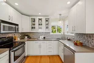7307 Sunkist Dr, Oakland, CA 94605 - Photo 15