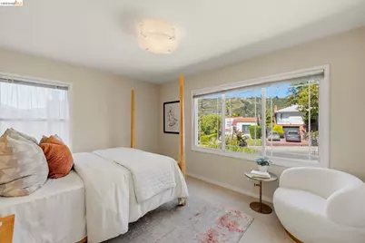7307 Sunkist Drive, Oakland, CA 94605 - Photo 19