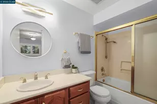 2135 Ascot Dr, Moraga, CA 94556 - Photo 21