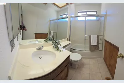 4976 Parkgreen Cir, Antioch, CA 94531 - Photo 17