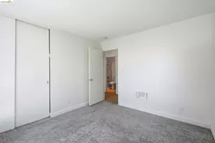 955 Shorepoint Ct, Alameda, CA 94501 - Photo 17