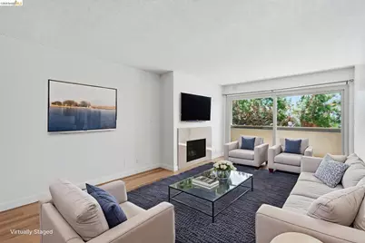 955 Shorepoint Ct #208, Alameda, CA 94501 - Photo 5
