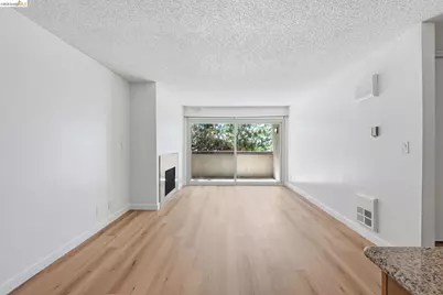 955 Shorepoint Ct #208, Alameda, CA 94501 - Photo 7