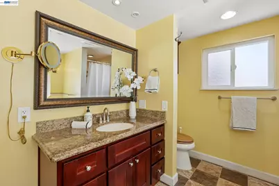 580 15th St, San Jose, CA 95112 - Photo 33