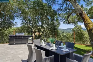 233 Melody Ln, Orinda, CA 94563 - Photo 29