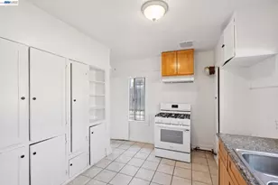 5775 Adeline St, Oakland, CA 94608 - Photo 15