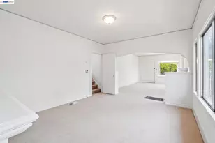 5775 Adeline St, Oakland, CA 94608 - Photo 11