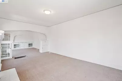 5775 Adeline St, Oakland, CA 94608 - Photo 7