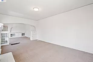 5775 Adeline St, Oakland, CA 94608 - Photo 7