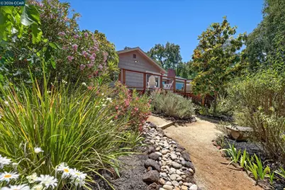 229 Manzanita Dr, Orinda, CA 94563 - Photo 29