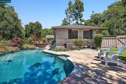 229 Manzanita Dr, Orinda, CA 94563 - Photo 25
