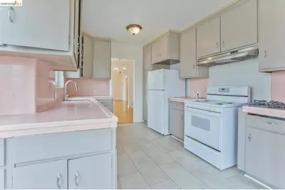 2920 76th Ave, Oakland, CA 94605 - Photo 13