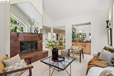 6685 Shepherd Canyon Rd, Oakland, CA 94611 - Photo 7