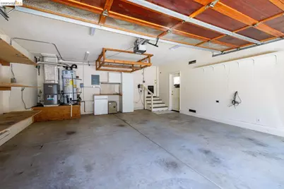 6685 Shepherd Canyon Rd, Oakland, CA 94611 - Photo 57