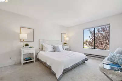 6 Schooner Ct, Richmond, CA 94804 - Photo 17
