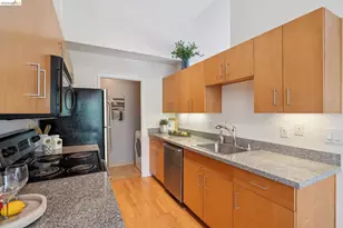 6 Schooner Ct, Richmond, CA 94804 - Photo 13