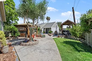611 Riverview Pl, Bethel Island, CA 94511 - Photo 5