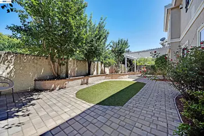 4855 Piper Glen Ter, Dublin, CA 94568 - Photo 31