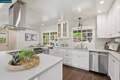 7 El Corte, Orinda, CA 94563 - Photo 11