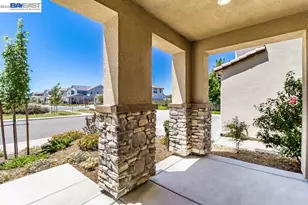 5048 Ashbrook St, Roseville, CA 95747 - Photo 9