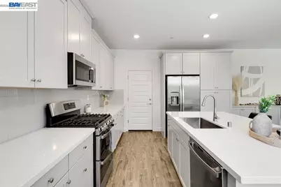 5048 Ashbrook St, Roseville, CA 95747 - Photo 21