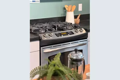 6501 San Pablo Ave #208, Oakland, CA 94608 - Photo 15