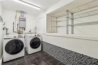 2825 Sheldon Dr, Richmond, CA 94803 - Photo 23