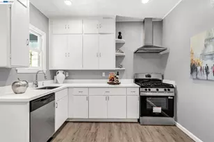 1538 17th Ave, Oakland, CA 94606 - Photo 11