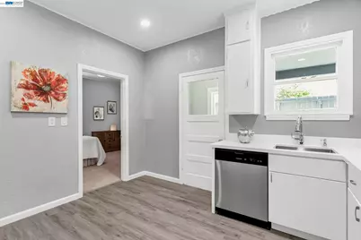 1538 17th Ave, Oakland, CA 94606 - Photo 13