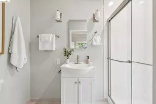 5208 Miles Ave, Oakland, CA 94618 - Photo 27