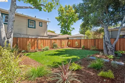 5208 Miles Ave, Oakland, CA 94618 - Photo 35