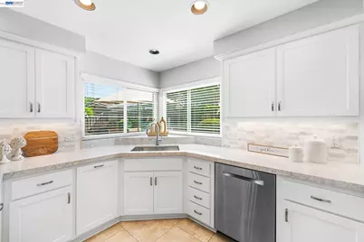 10049 El Dorado Dr, San Ramon, CA 94583 - Photo 21