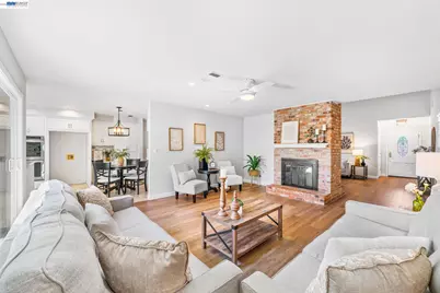 10049 El Dorado Dr, San Ramon, CA 94583 - Photo 17