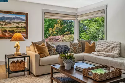 39 Comistas Ct, Walnut Creek, CA 94598 - Photo 5