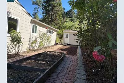 218 Overhill Rd, Orinda, CA 94563 - Photo 27
