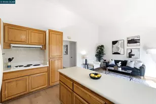 35135 Charmwood Ct, Newark, CA 94560 - Photo 15
