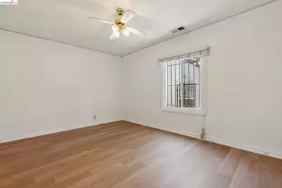 7650 Ney Ave, Oakland, CA 94605 - Photo 21