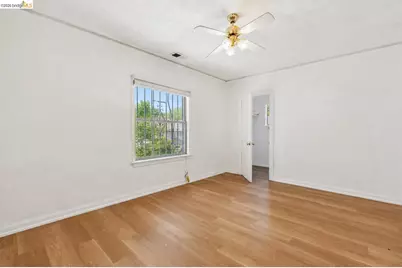 7650 Ney Ave, Oakland, CA 94605 - Photo 17