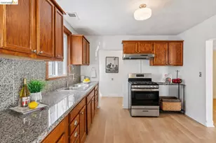 7650 Ney Ave, Oakland, CA 94605 - Photo 11