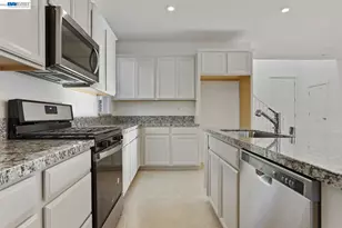 281 Central Pkwy, Mountain House, CA 95391 - Photo 25