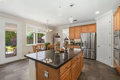 5048 Botting Ct, Antioch, CA 94531 - Photo 11