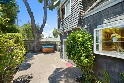 425 Logan St, Santa Cruz, CA 95062 - Photo 39
