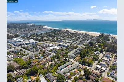 425 Logan St, Santa Cruz, CA 95062 - Photo 53