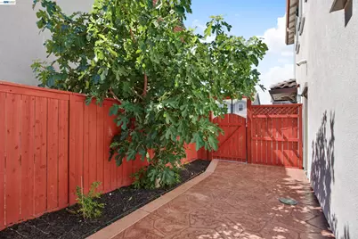 532 Isidoro Ave, Mountain House, CA 95391 - Photo 45