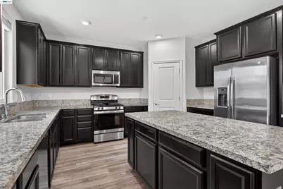 532 Isidoro Ave, Mountain House, CA 95391 - Photo 3